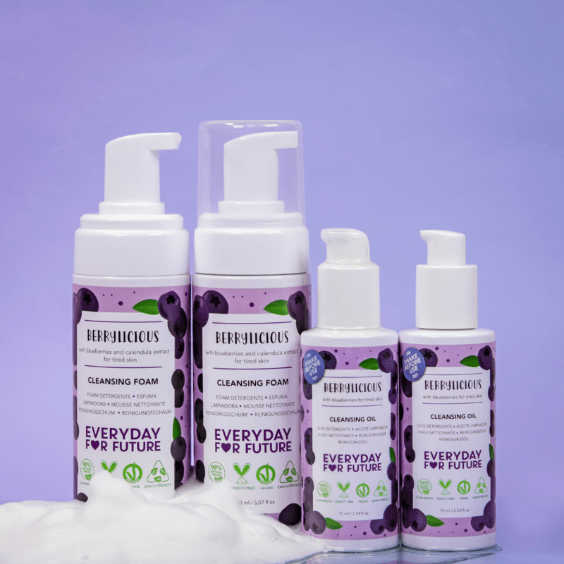 Everyday for Future Berrylicious puhdistusduo pakkaus, sis. puhdistusöljyn 75 ml ja puhdistusvaahdon 150 ml - 4Organic Store (Luomukaista)
