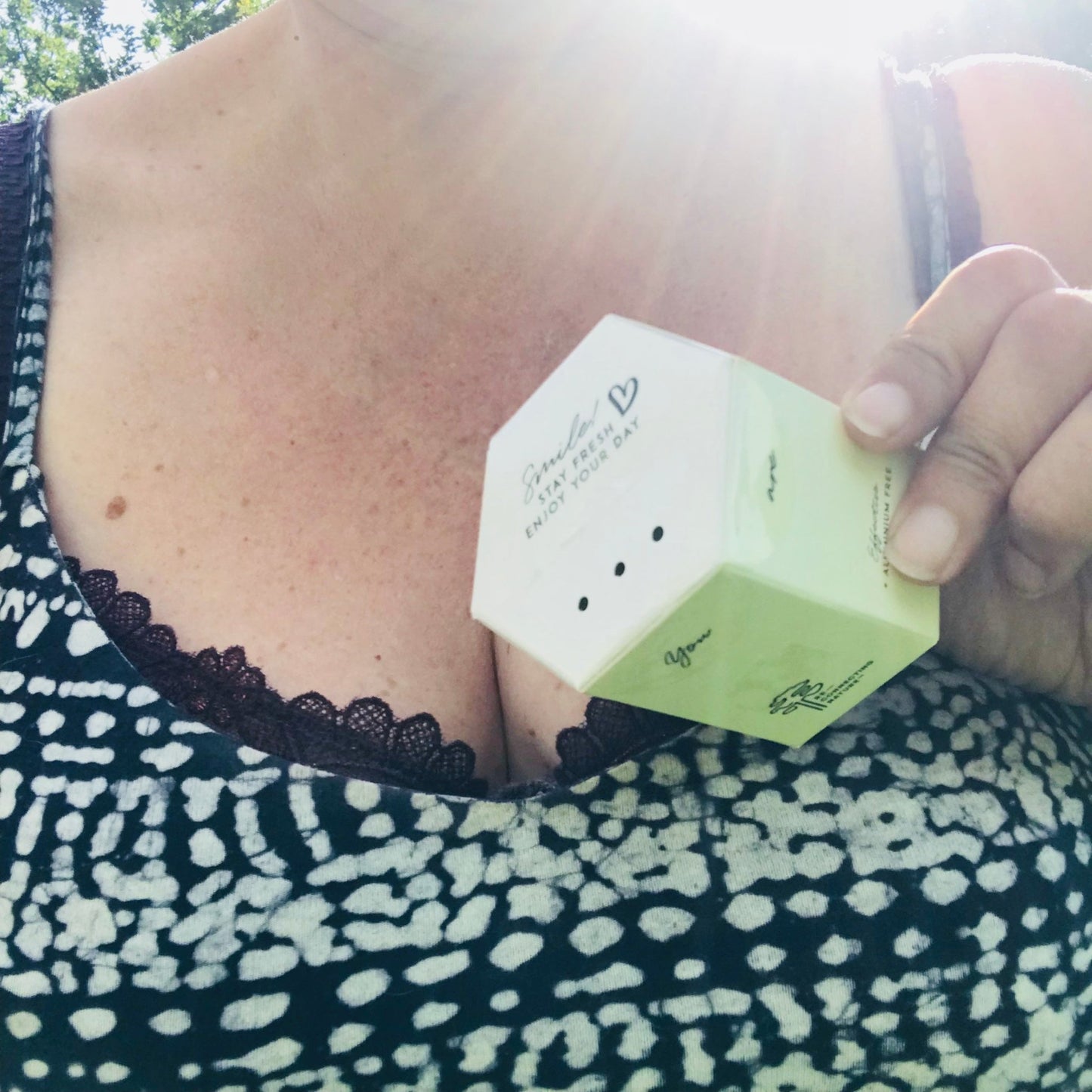 Luonkos Fruitful jauhedeodorantti - 4Organic Store (Luomukaista)